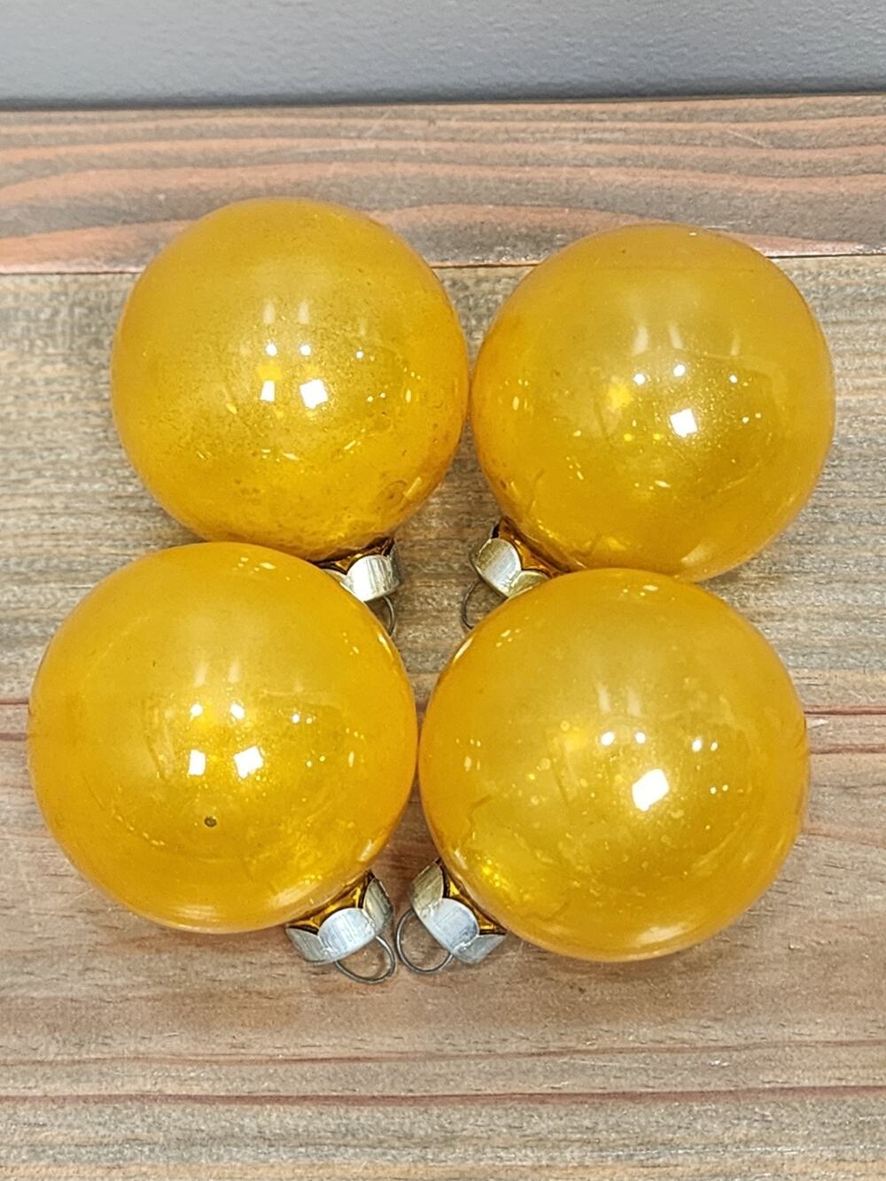 Vintage Shiny Brite Made In USA Christmas Ornaments Gold Lot of 4 Size 2.5”